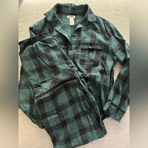 Small PINK Victoria's Secret pajamas